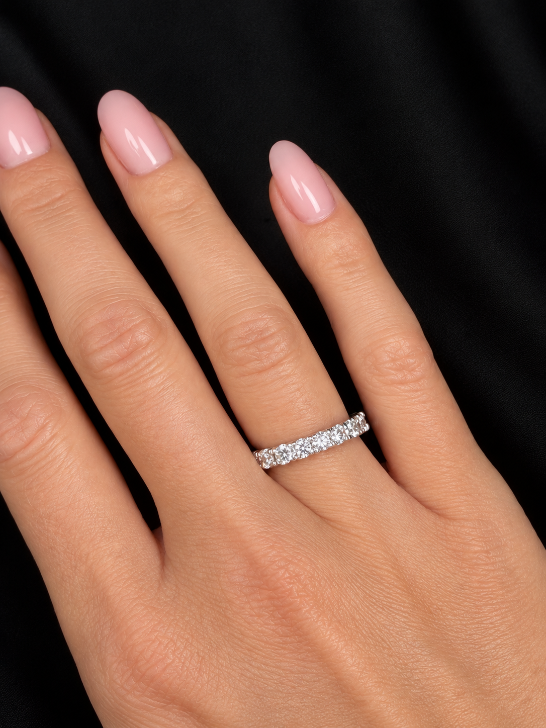 Eternity demantshringur 1.90ct