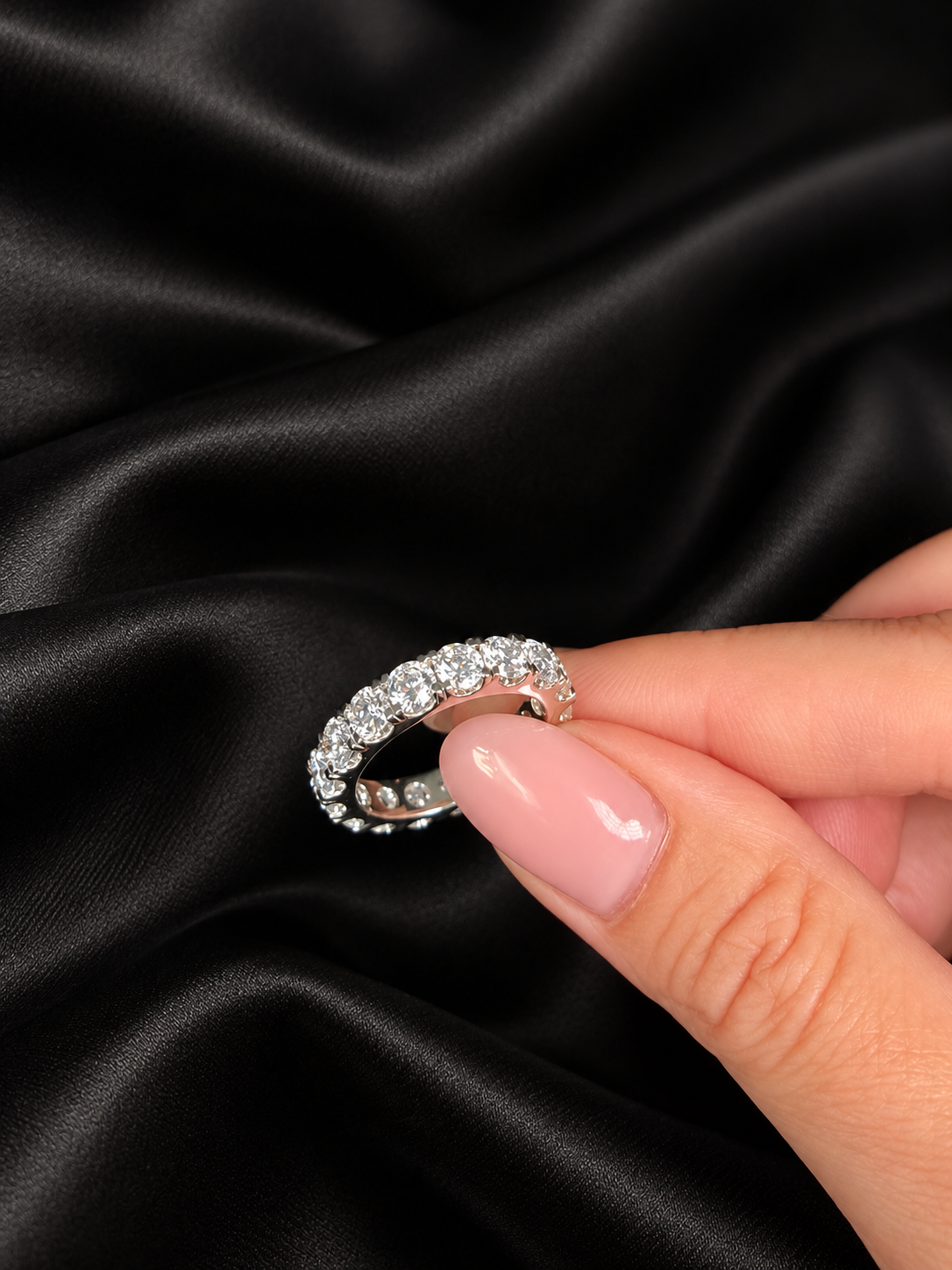 Eternity demantshringur 3.65ct