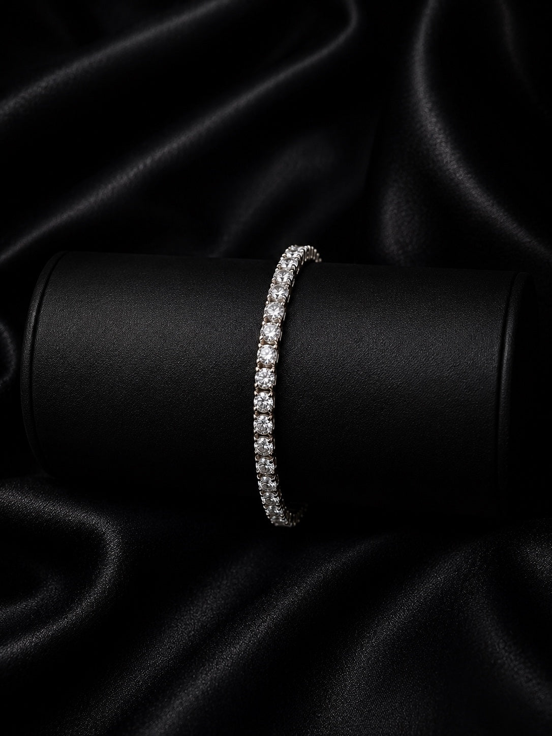 O’Maria tennisarmband með 51 náttúrulegum demanti, samtals 6,00 ct